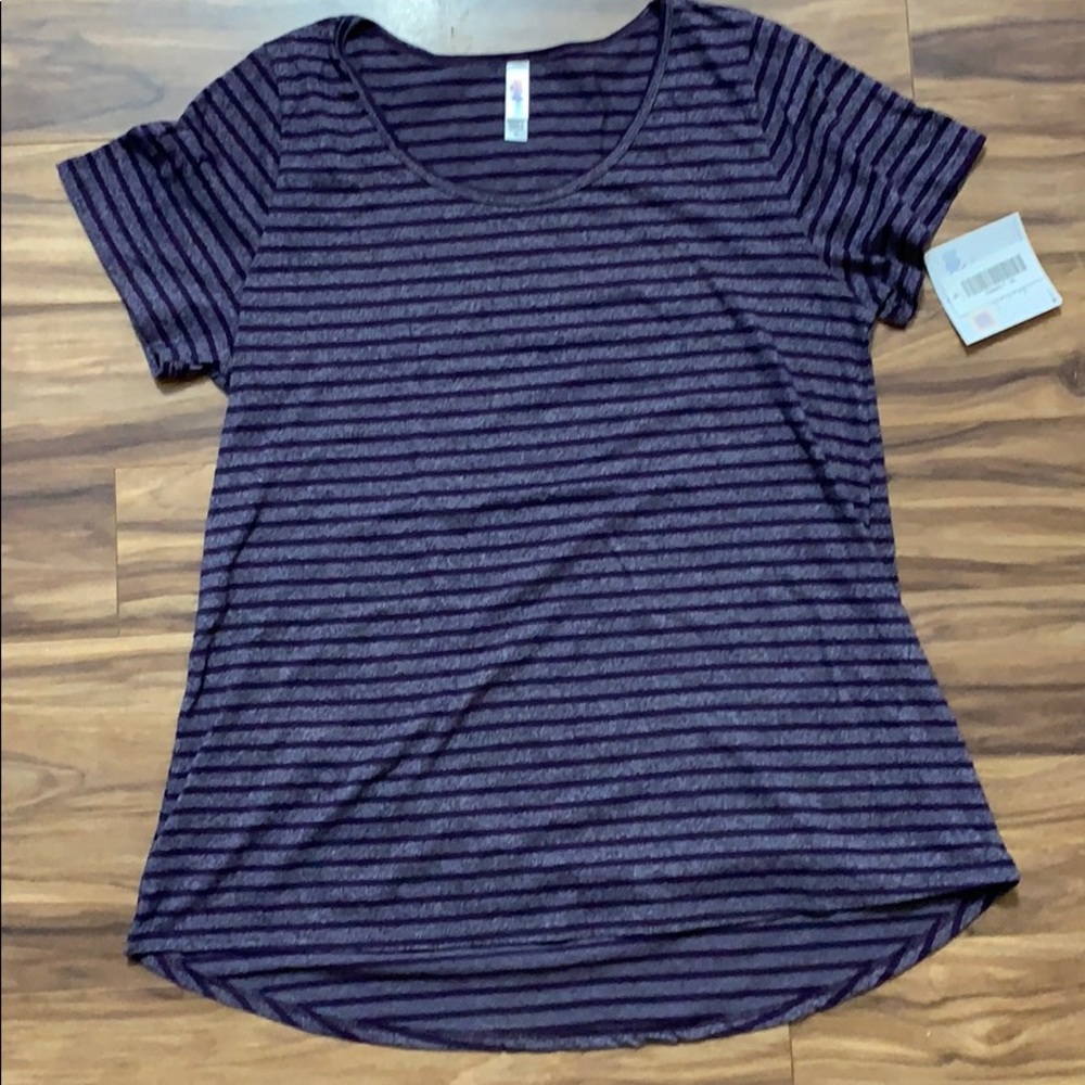 Purple XL Lularoe classic tee